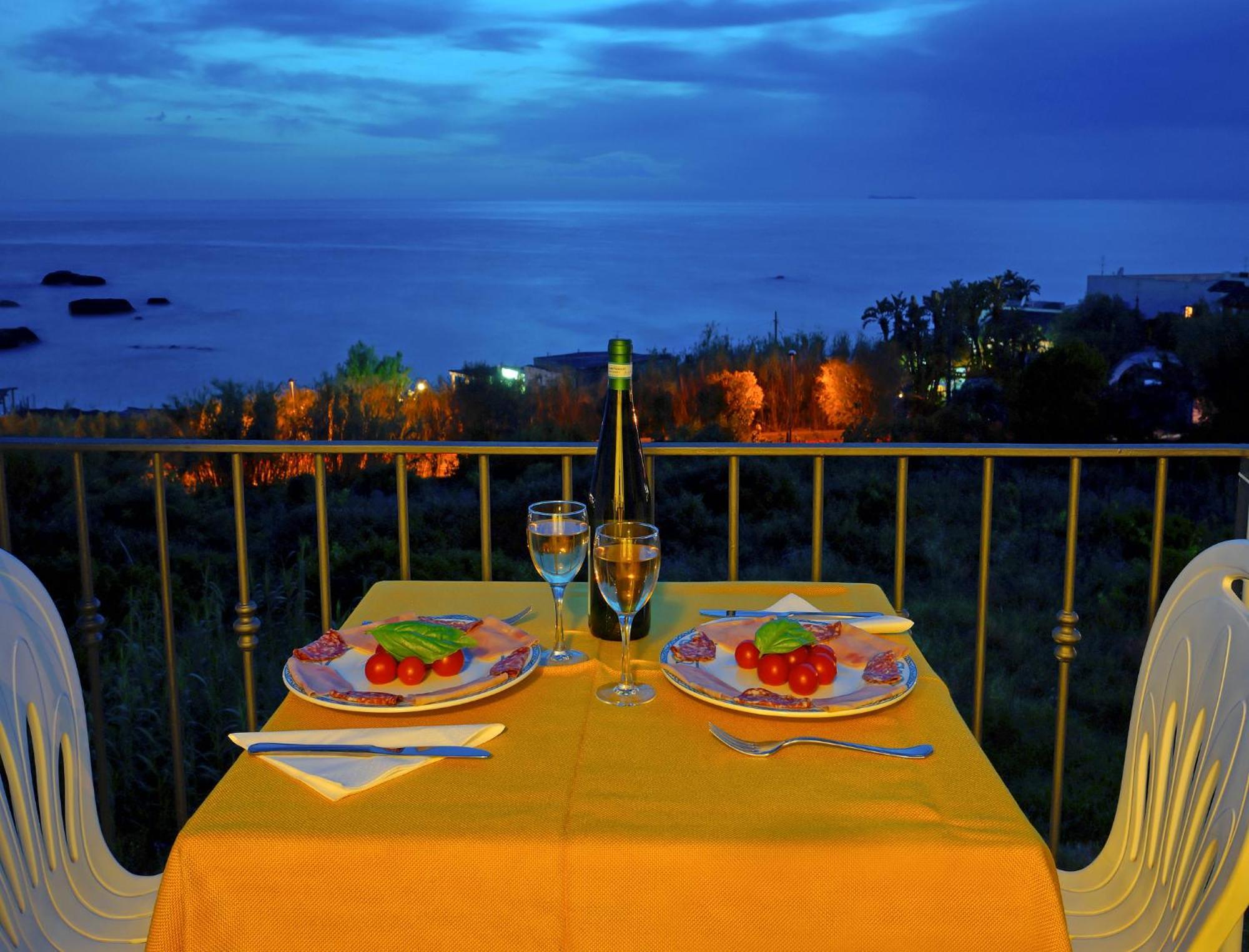 Hotel Casa Del Sole Forio di Ischia Екстериор снимка