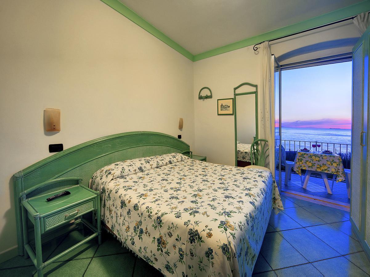 Hotel Casa Del Sole Forio di Ischia Екстериор снимка
